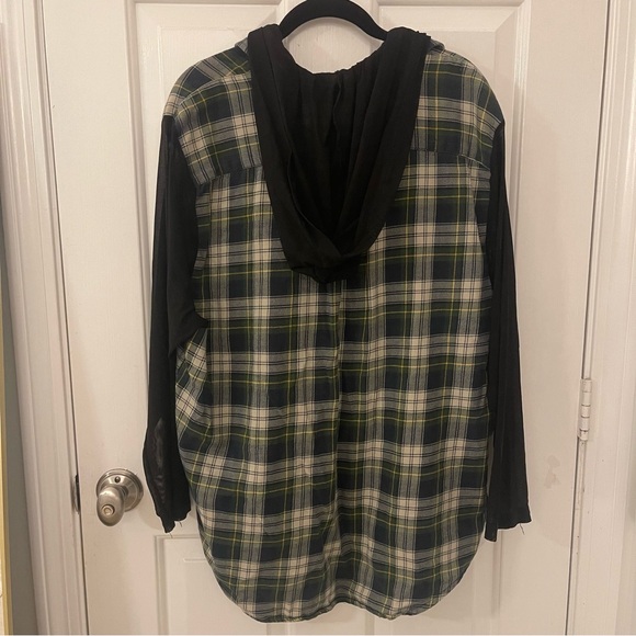 LF Furst Of A Kind oversized flannel with mesh sleeves & hood - Picture 10 of 16